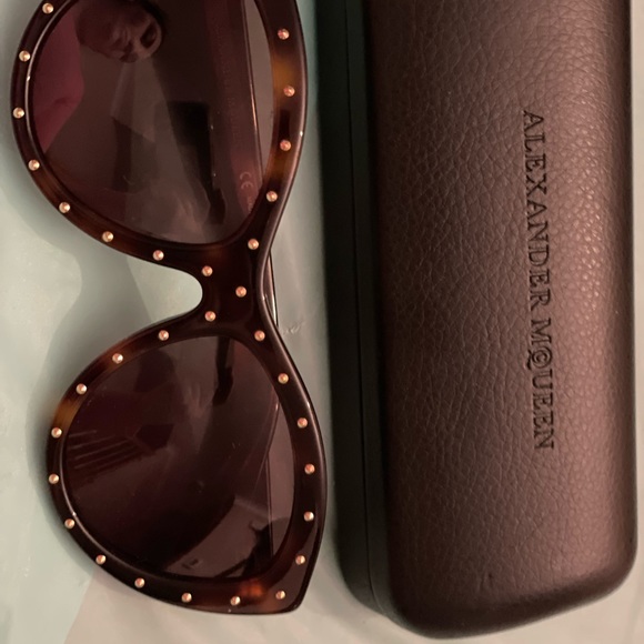 Alexander McQueen Sunglasses